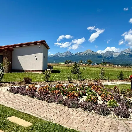 Vysoké Tatry - House For 13 People *