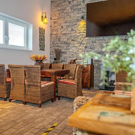 Сasa de vacaciones Vysoké Tatry - House For 13 People Mlynica
