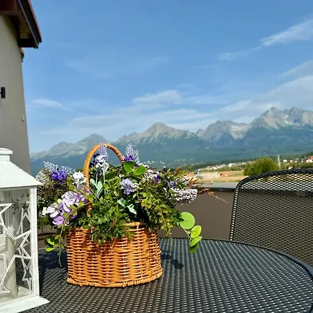 Vysoké Tatry - House For 13 People *